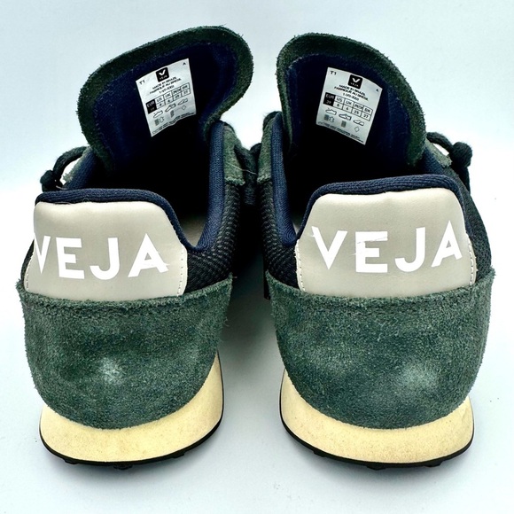 Veja RIO BRANCO II
ALVEOMESH BLACK
WHITE 39/8 - Picture 2 of 8